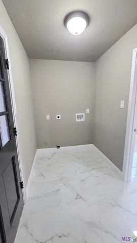 $239,900 | 4006 Sarasota Drive, Baton Rouge, LA 70814