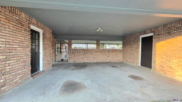 $239,900 | 4006 Sarasota Drive, Baton Rouge, LA 70814