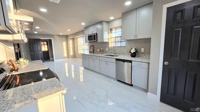 $239,900 | 4006 Sarasota Drive, Baton Rouge, LA 70814