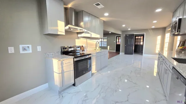 $239,900 | 4006 Sarasota Drive, Baton Rouge, LA 70814