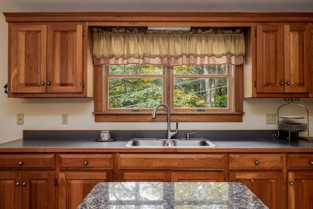 20 Alden Road Lebanon, NH 03766 - Photo 7 of 40 Gallery Image 7