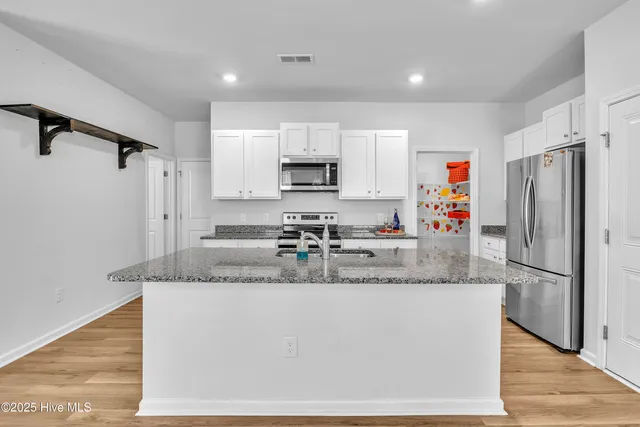 $353,000 | 1524 Pleasant Hollow Southeast, Bolivia, NC 28422