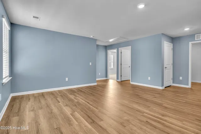 $353,000 | 1524 Pleasant Hollow Southeast, Bolivia, NC 28422