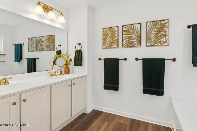 $353,000 | 1524 Pleasant Hollow Southeast, Bolivia, NC 28422