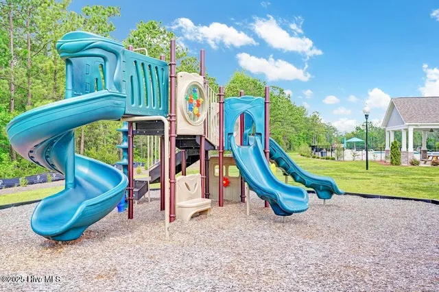 $353,000 | 1524 Pleasant Hollow Southeast, Bolivia, NC 28422