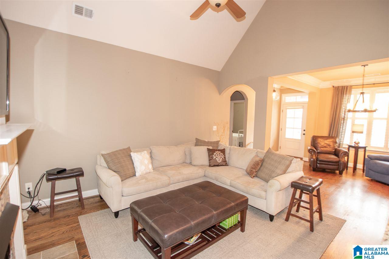 416 Ballantrae Road Pelham, AL 35124 - Photo 8 of 37 Gallery Image 8