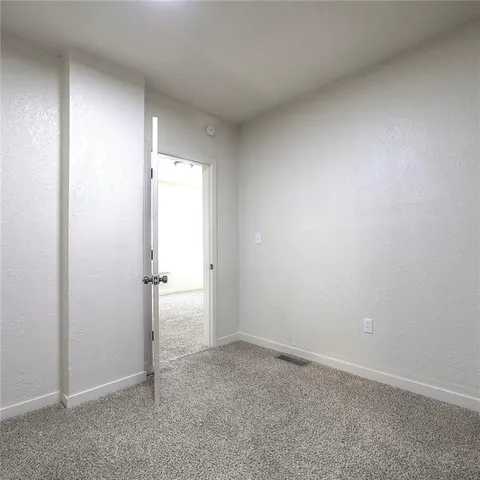 $157,000 | 864 Orville Avenue, Kansas City, KS 66101