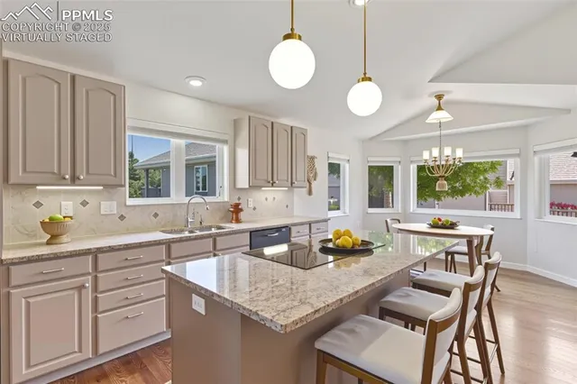 $650,000 | 1680 Doe Run Point, Colorado Springs, CO 80919