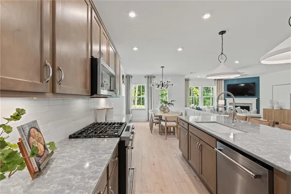 $448,551 | 728 Mirror Lake Parkway, Villa Rica, GA 30180