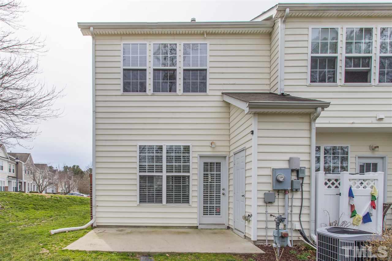 102 Cedar Elm Road Durham, NC 27713 - Photo 4 of 25 Gallery Image 4