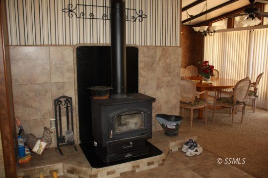 5413 Robin Street Weldon, CA 93283 - Photo 7 of 24 Gallery Image 7