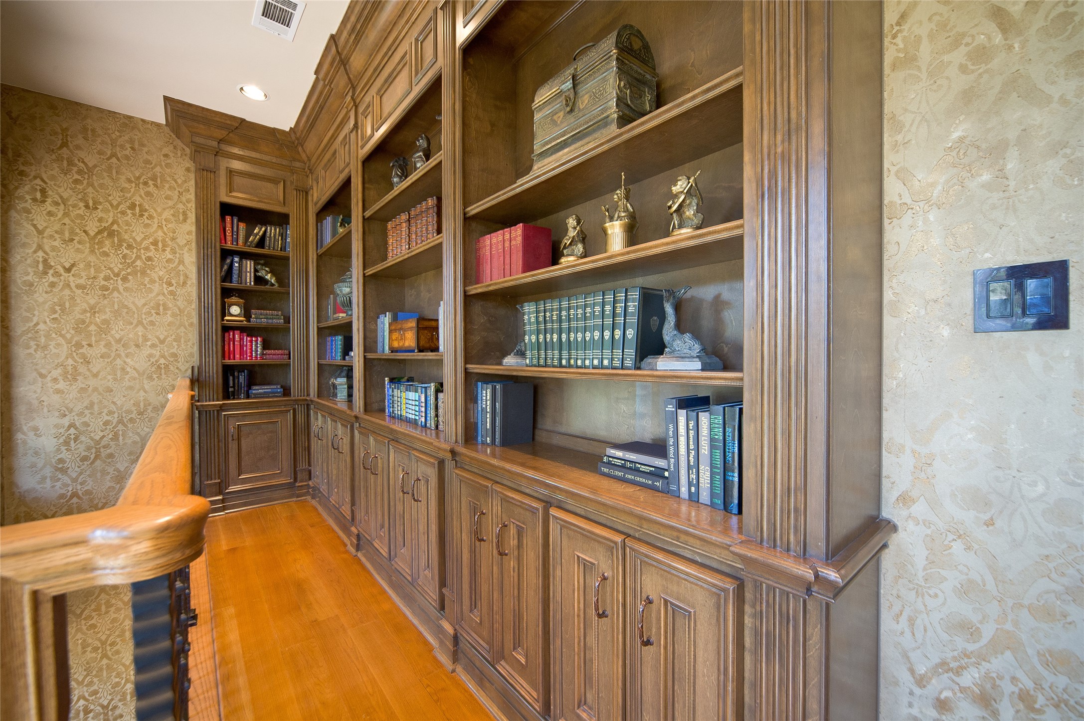 265 Promenade Street South Montgomery, TX 77356 - Photo 10 of 45 a view of a balcony and book shelf