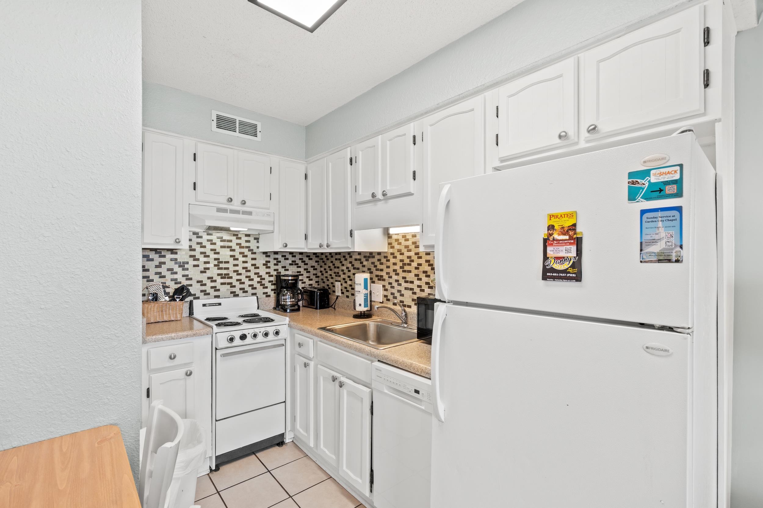 215 Atlantic Avenue, Unit 304 Murrells Inlet, SC 29576 - Photo 32 of 37