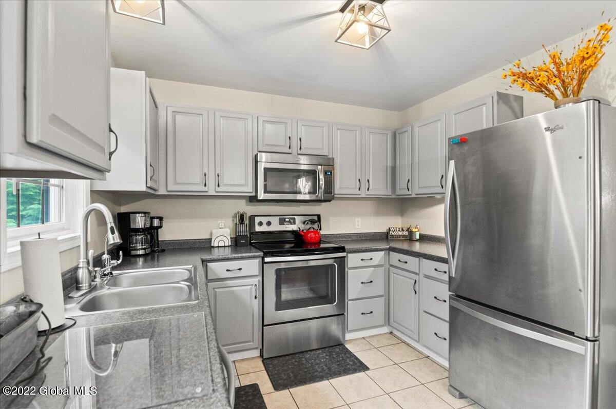 29 Big Hollow Road Lake George, NY 12845 - Photo 8 of 28 Kitchen