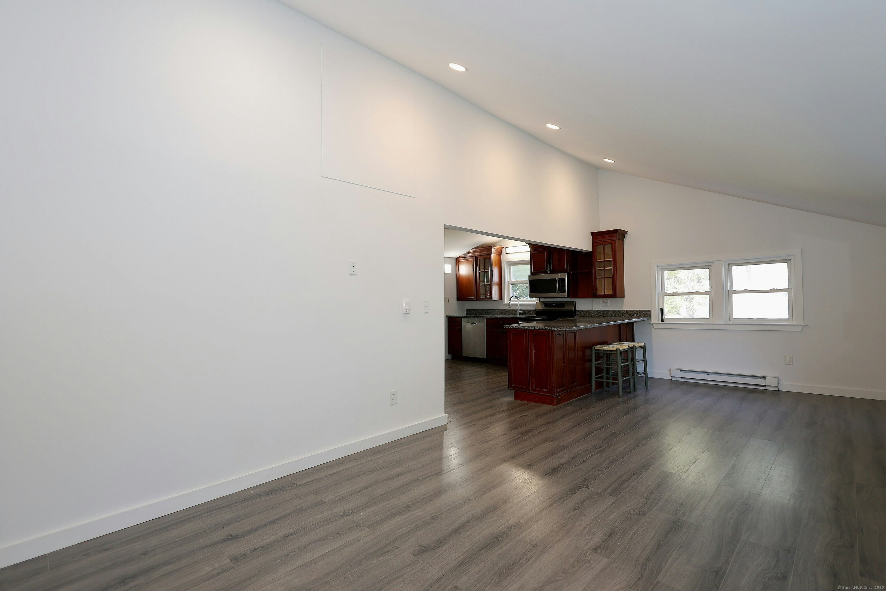 213 Mamanasco Road Ridgefield, CT 06877 - Photo 16 of 35