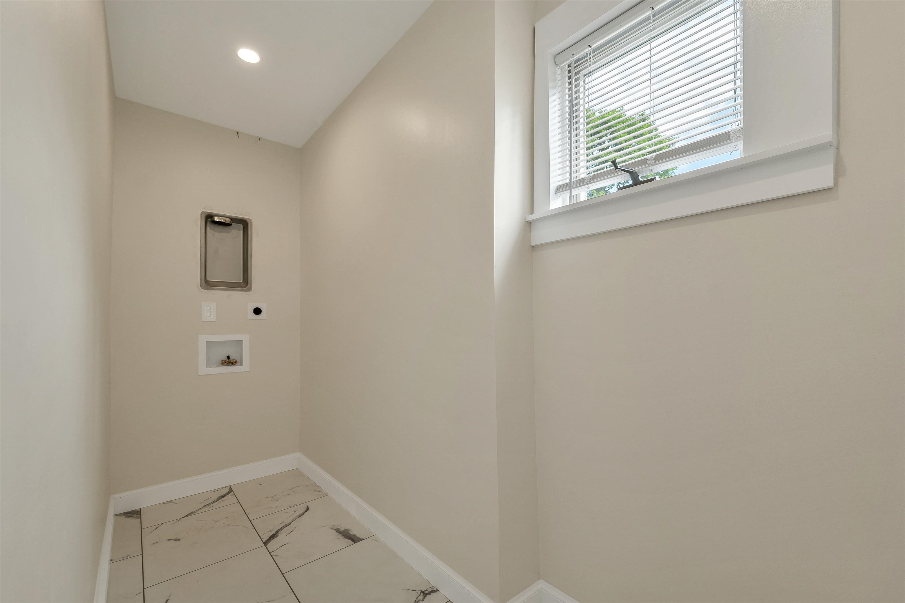 456 North State Street Concord, NH 03301 - Photo 33 of 49