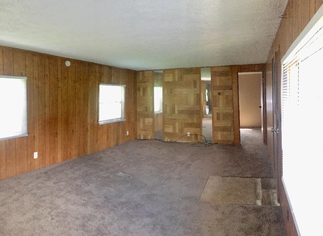 3415 West Base Road Bloomfield, IN 47424 - Photo 7 of 17 Gallery Image 7
