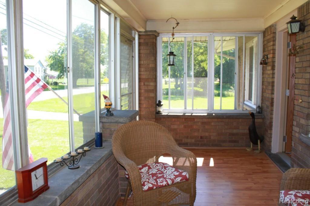 3173 North Custer Road Monroe, MI 48162 - Photo 4 of 33 IMG_8855.jpg