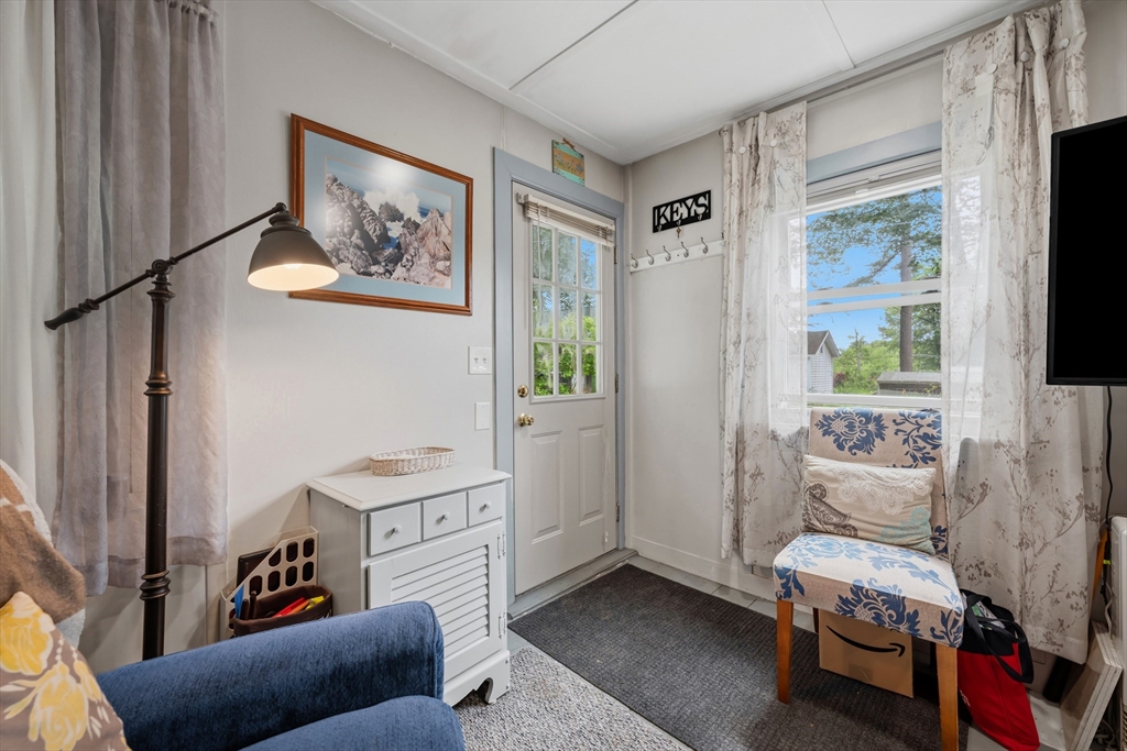 12 Hope Way Rutland, MA 01543 - Photo 6 of 34