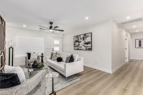 $1,067,900 | 2507 East Devonshire Avenue, Phoenix, AZ 85016