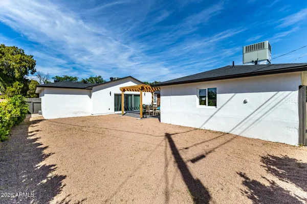 $1,067,900 | 2507 East Devonshire Avenue, Phoenix, AZ 85016