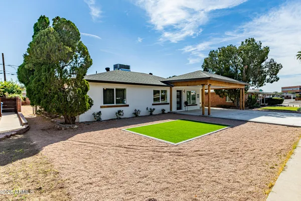 $1,067,900 | 2507 East Devonshire Avenue, Phoenix, AZ 85016