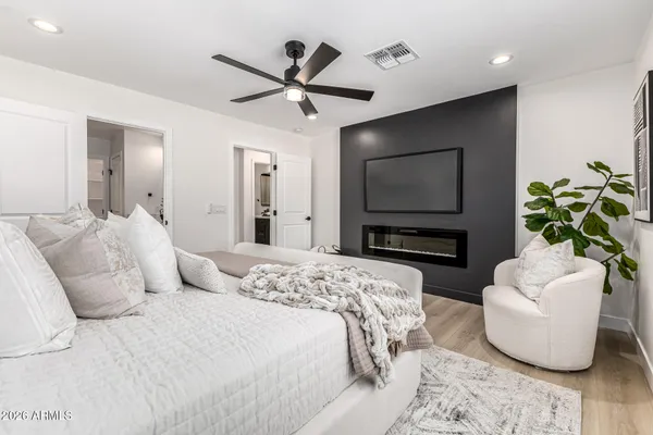 $1,067,900 | 2507 East Devonshire Avenue, Phoenix, AZ 85016