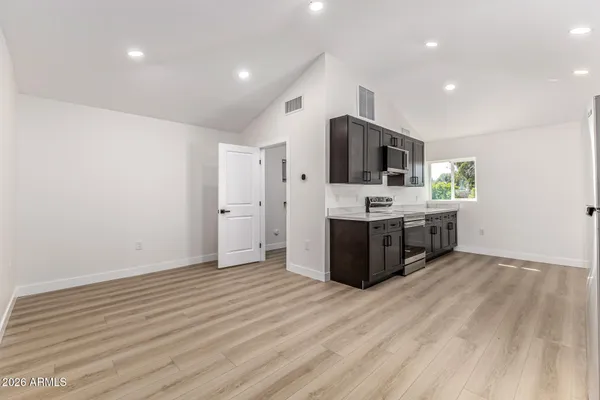 $1,067,900 | 2507 East Devonshire Avenue, Phoenix, AZ 85016