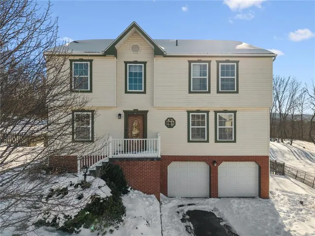 $359,000 | 337 Chanticleer Circle, New Stanton, PA 15672