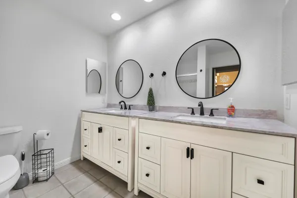 $3,800 | 166 Wimbledon Court, Palm Desert, CA 92260