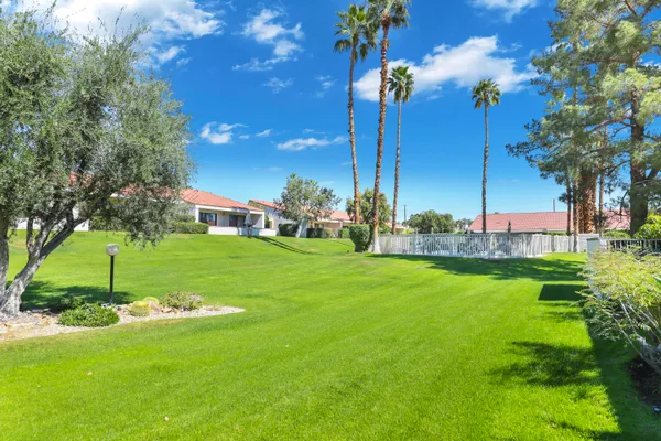 $3,800 | 166 Wimbledon Court, Palm Desert, CA 92260