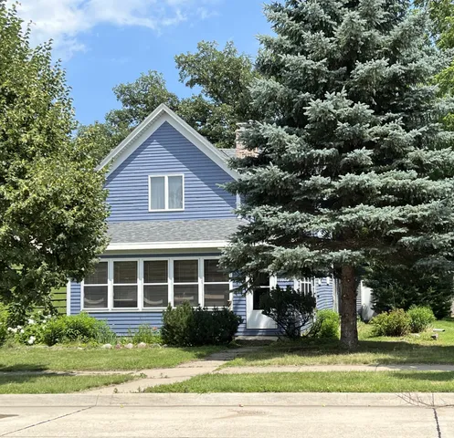 $109,900 | 1157 6th Avenue, Windom, MN 56101