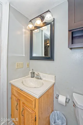 $179,900 | 206 North Pearl Street, Unit 102, Albany, NY 12207