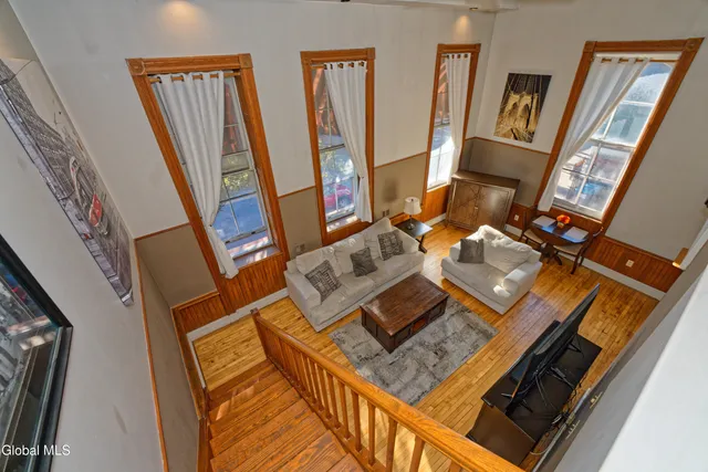 $179,900 | 206 North Pearl Street, Unit 102, Albany, NY 12207