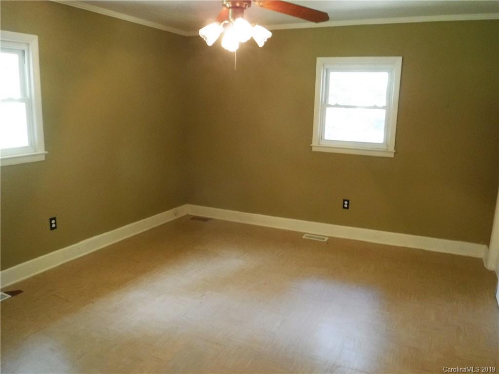 169 Common Wealth Court Rutherfordton, NC 28139 - Photo 18 of 37
