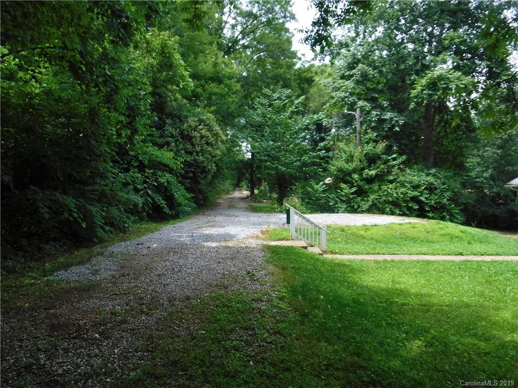 169 Common Wealth Court Rutherfordton, NC 28139 - Photo 29 of 37