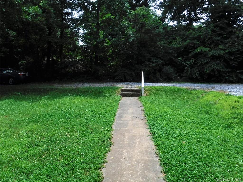 169 Common Wealth Court Rutherfordton, NC 28139 - Photo 30 of 37