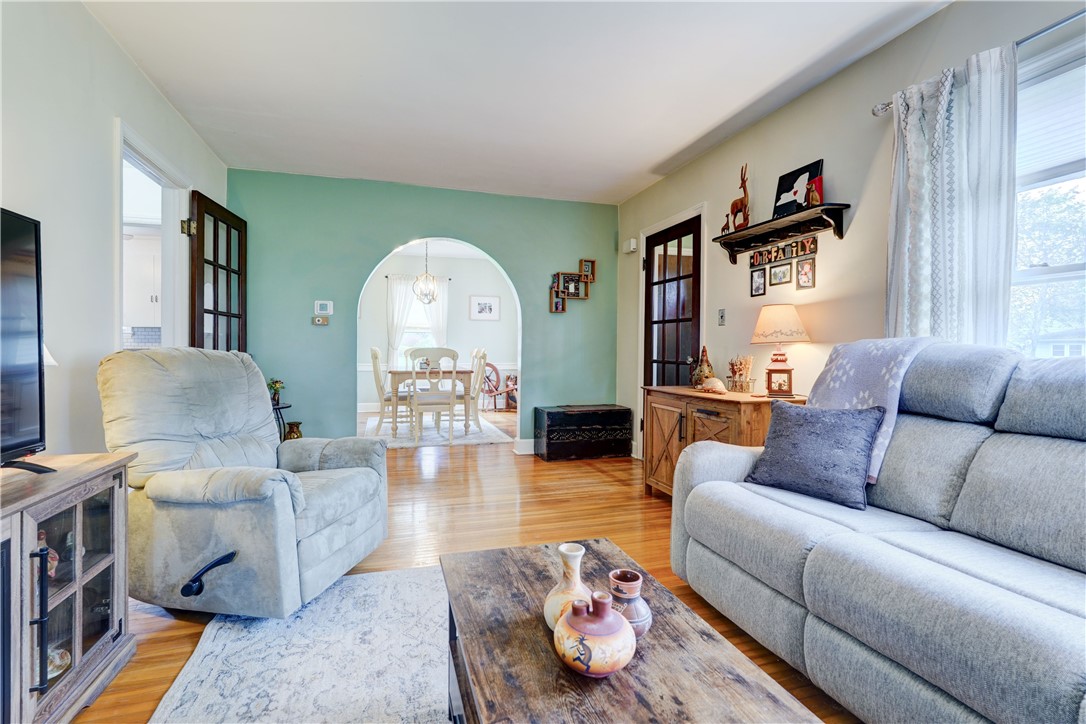 4840 Ridge Road Williamson, NY 14589 - Photo 7 of 45
