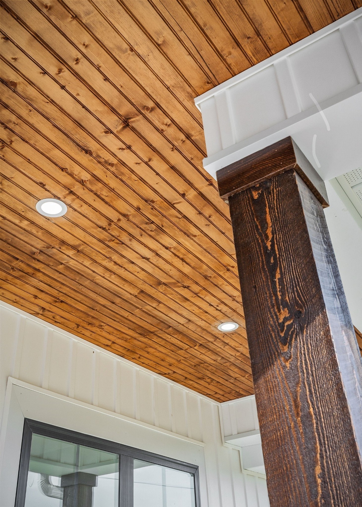 217 Oaklawn Cemetery Road Sparta, TN 38583 - Photo 5 of 42 a view of entryway