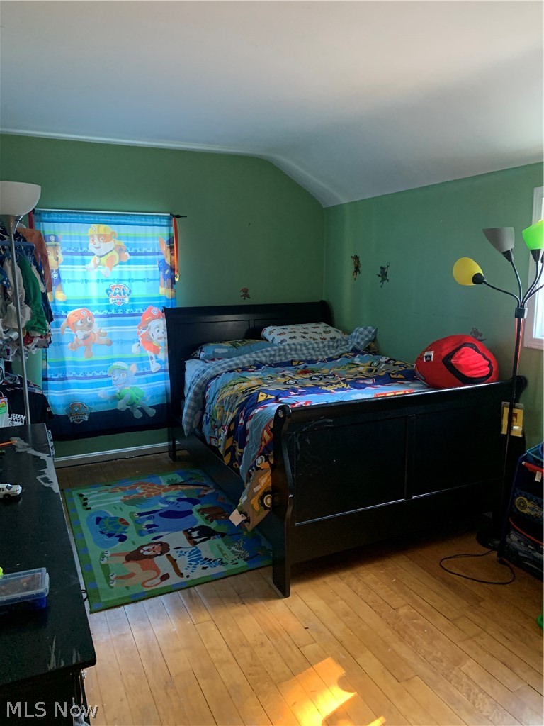 1372 Clearview Road Cleveland, OH 44124 - Photo 7 of 21 Bedroom#2