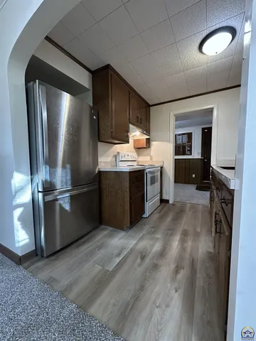 $210,000 | 4201 Southwest Stratford Road, Topeka, KS 66604