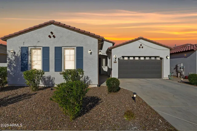 $875,000 | 204 East Taurus Place, Chandler, AZ 85249