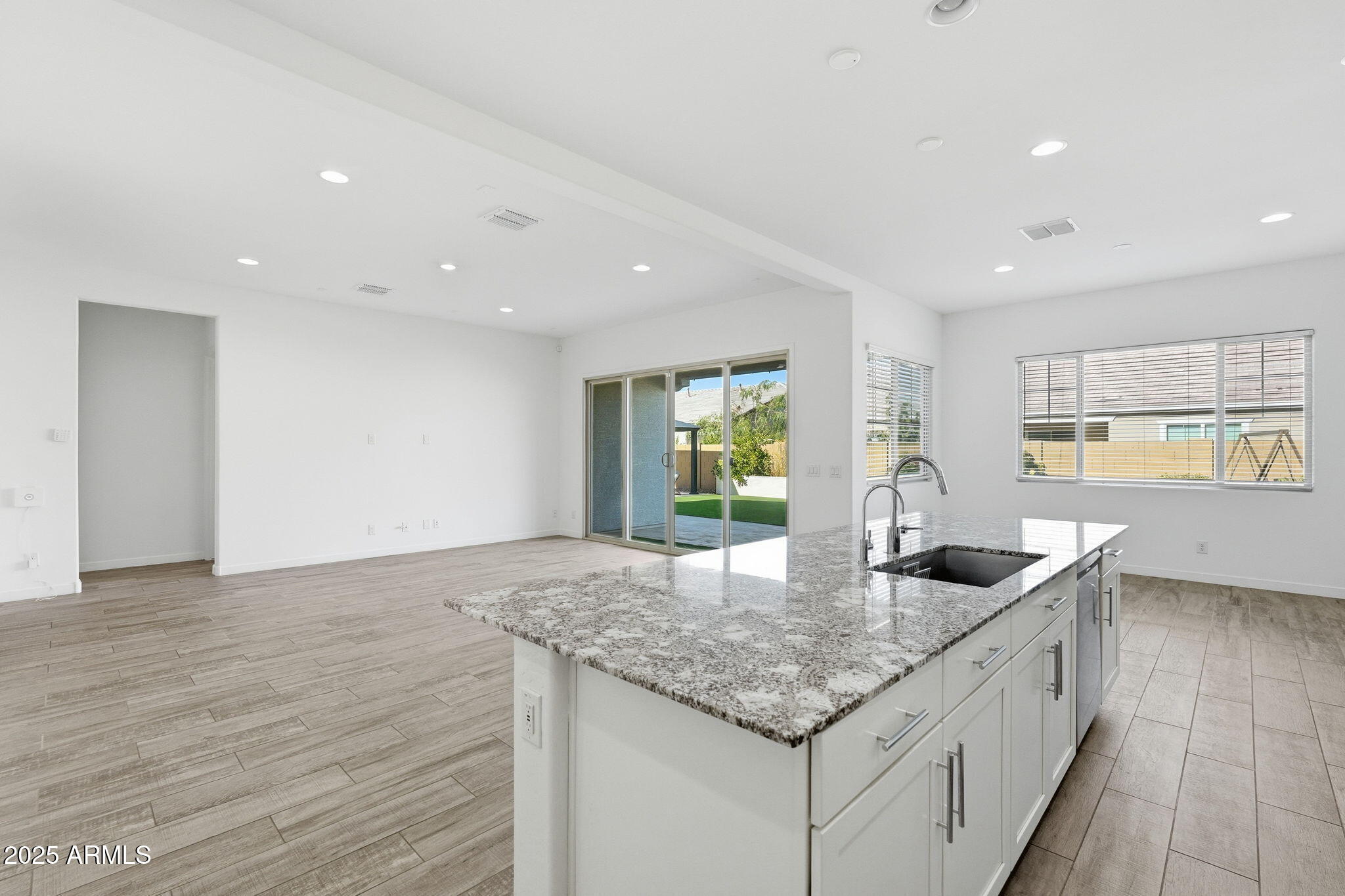 204 East Taurus Place Chandler, AZ 85249 - Photo 13 of 61 204 E TAURUS PL