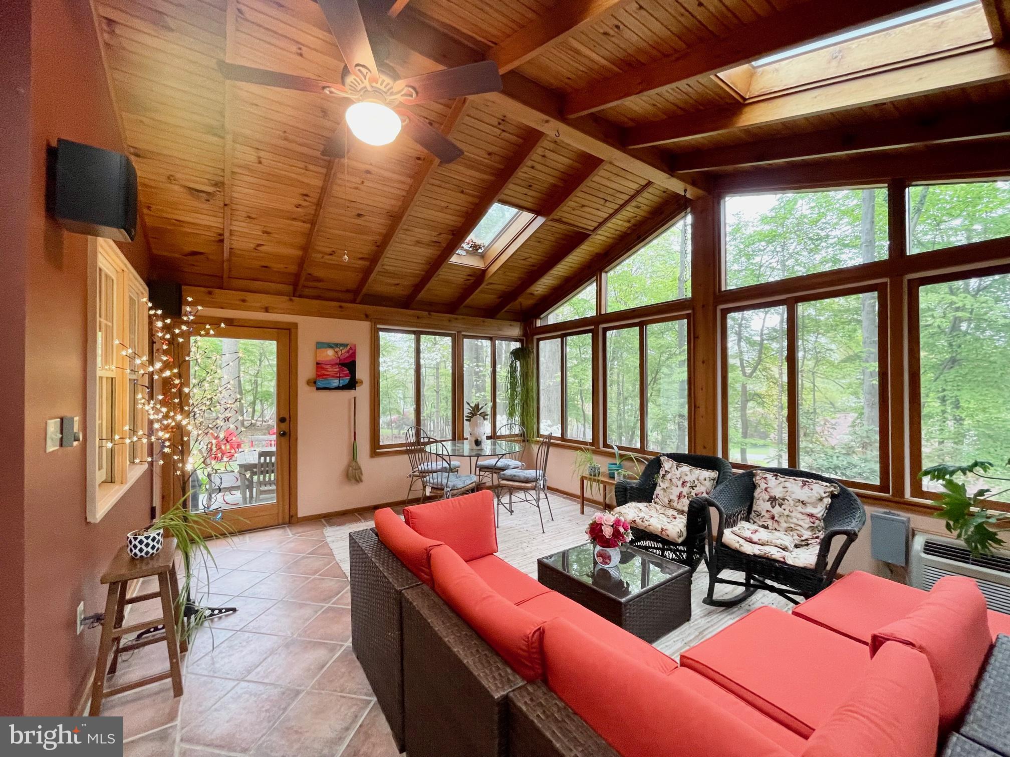 9509 Grover Road Gaithersburg, MD 20877 - Photo 29 of 70 All Season Sun Room