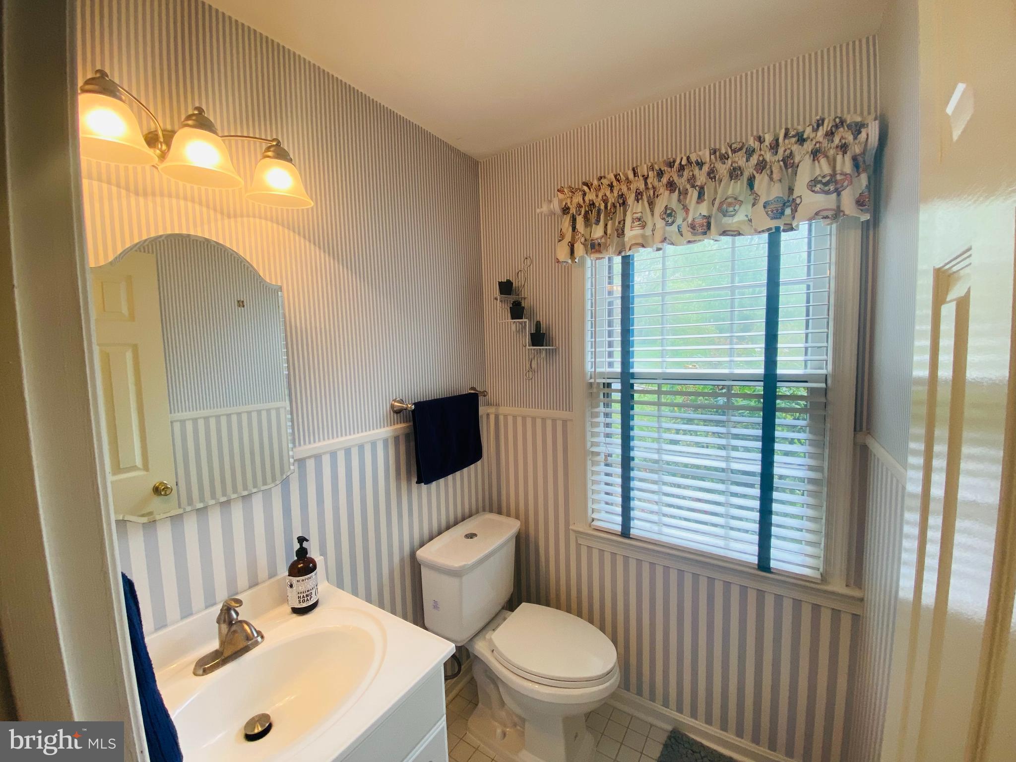 9509 Grover Road Gaithersburg, MD 20877 - Photo 33 of 70 Powder Room on Main Level