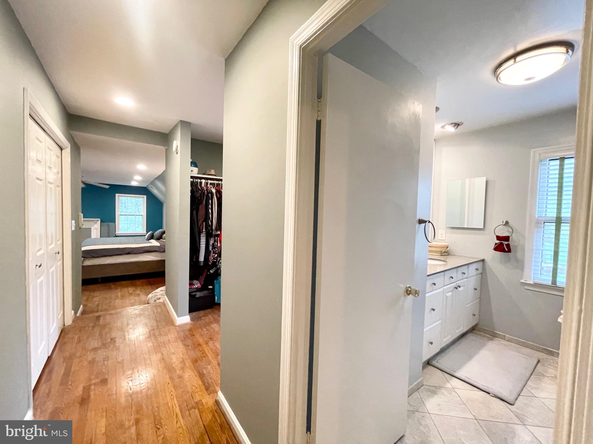 9509 Grover Road Gaithersburg, MD 20877 - Photo 34 of 70 To Master Suite