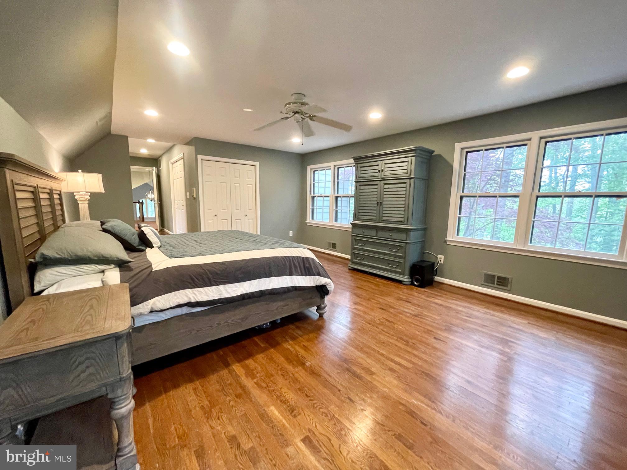 9509 Grover Road Gaithersburg, MD 20877 - Photo 39 of 70 Master Suite