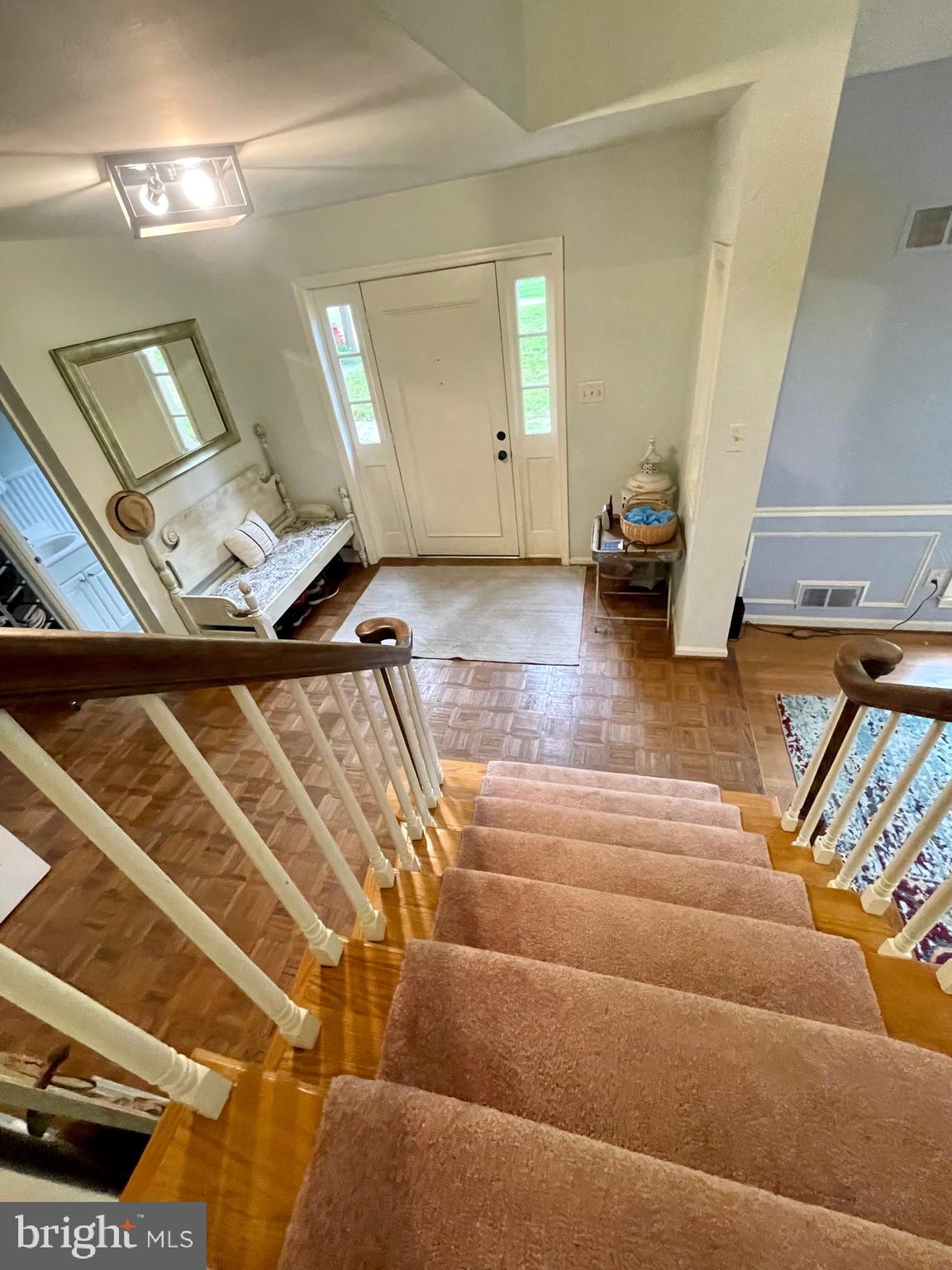 9509 Grover Road Gaithersburg, MD 20877 - Photo 4 of 70 Entrance /Foyer