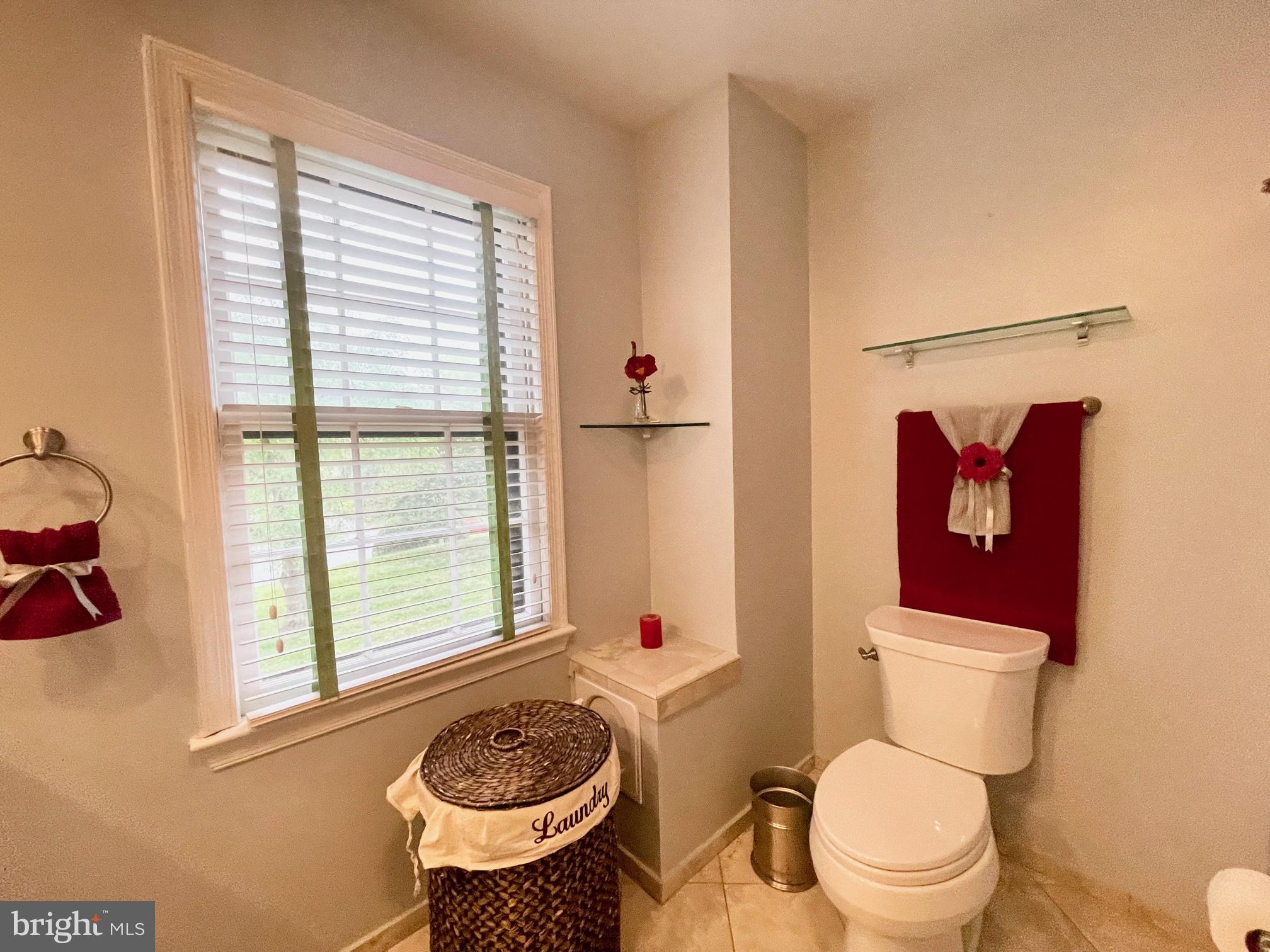 9509 Grover Road Gaithersburg, MD 20877 - Photo 42 of 70 Master Bath