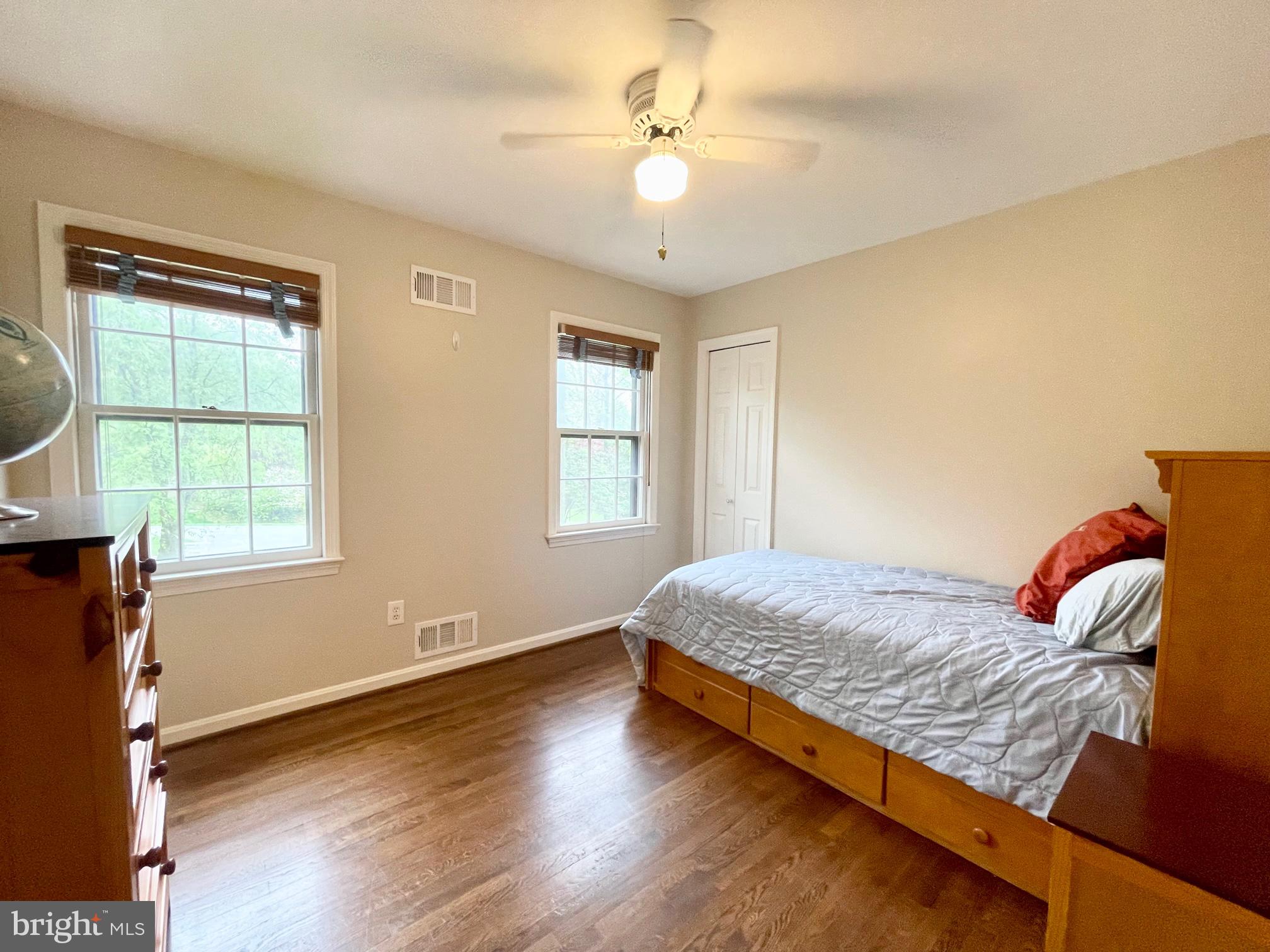 9509 Grover Road Gaithersburg, MD 20877 - Photo 45 of 70 Bedroom 4